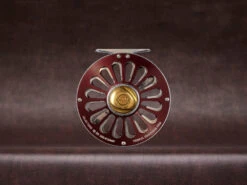 Frödin SALAR Fly Reel Burgundy 8 Frödin SALAR Fly Reel Burgundy -Fanggerätelager SAR 004r 3